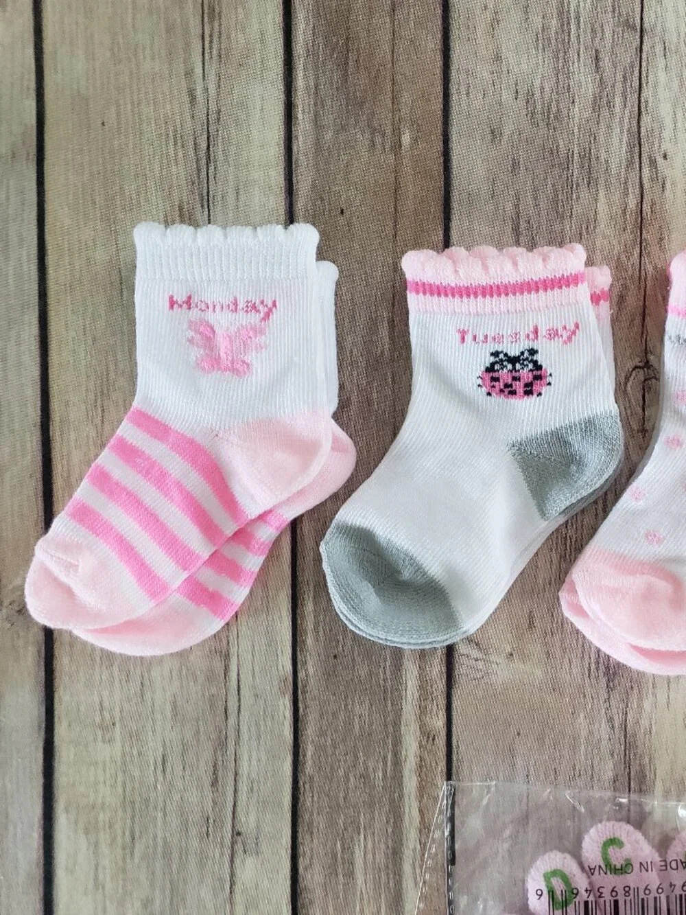 Baby Girl Days of The Week Socks And Letter Gloves